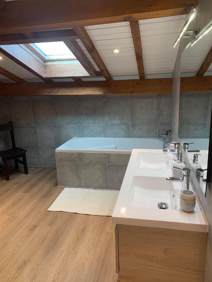 Chambre Vigne, Piscine Spa Fitness Lugon et l’Ile du Carney Exteriör bild